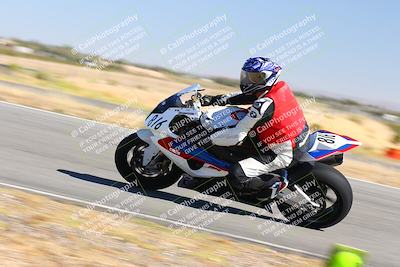 media/Oct-15-2023-TrackXperience (Sun) [[85198ff50b]]/Group 3/session 4 turn 3/